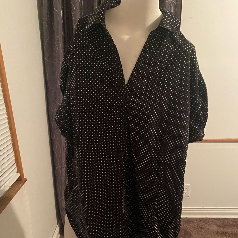 Apt. 9 Black/White Polka dot blouse, size 3X